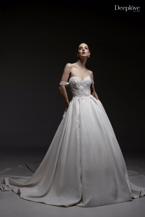 Deeplove Wedding Studio | ดีพเลิฟ ชุดเจ้าสาวมินิมอล, ชุดเจ้าสาว, ชุดเจ้าบ่าว, ชุดไทยแต่งงาน , ชุดไทยเจ้าสาว โดยเฉพาะ