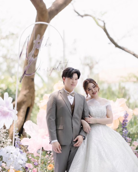 Deeplove Wedding Studio | ดีพเลิฟ ชุดเจ้าสาวมินิมอล, ชุดเจ้าสาว, ชุดเจ้าบ่าว, ชุดไทยแต่งงาน , ชุดไทยเจ้าสาว โดยเฉพาะ