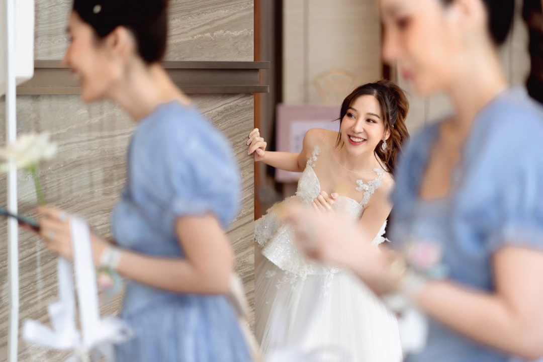 Deeplove Wedding Studio | ดีพเลิฟ ชุดเจ้าสาวมินิมอล, ชุดเจ้าสาว, ชุดเจ้าบ่าว, ชุดไทยแต่งงาน , ชุดไทยเจ้าสาว โดยเฉพาะ