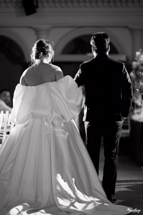 Deeplove Wedding Studio | ดีพเลิฟ ชุดเจ้าสาวมินิมอล, ชุดเจ้าสาว, ชุดเจ้าบ่าว, ชุดไทยแต่งงาน , ชุดไทยเจ้าสาว โดยเฉพาะ