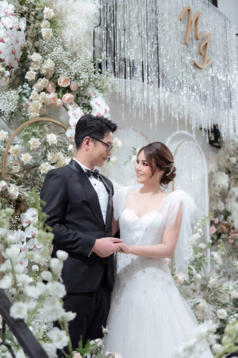Deeplove Wedding Studio | ดีพเลิฟ ชุดเจ้าสาวมินิมอล, ชุดเจ้าสาว, ชุดเจ้าบ่าว, ชุดไทยแต่งงาน , ชุดไทยเจ้าสาว โดยเฉพาะ