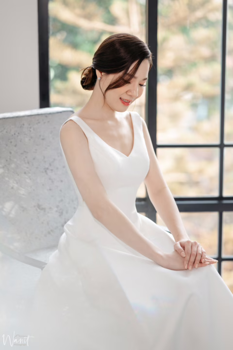 Deeplove Wedding Studio | ดีพเลิฟ ชุดเจ้าสาวมินิมอล, ชุดเจ้าสาว, ชุดเจ้าบ่าว, ชุดไทยแต่งงาน , ชุดไทยเจ้าสาว โดยเฉพาะ