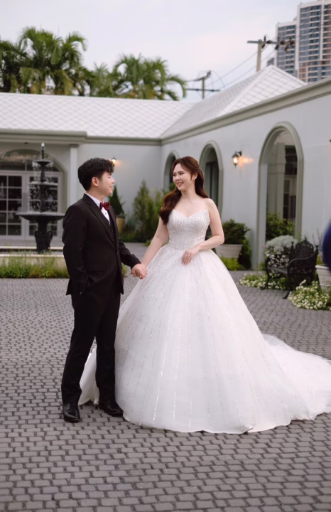 Deeplove Wedding Studio | ดีพเลิฟ ชุดเจ้าสาวมินิมอล, ชุดเจ้าสาว, ชุดเจ้าบ่าว, ชุดไทยแต่งงาน , ชุดไทยเจ้าสาว โดยเฉพาะ