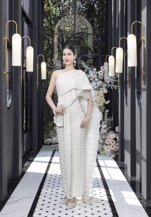 Deeplove Wedding Studio | ดีพเลิฟ ชุดเจ้าสาวมินิมอล, ชุดเจ้าสาว, ชุดเจ้าบ่าว, ชุดไทยแต่งงาน , ชุดไทยเจ้าสาว โดยเฉพาะ