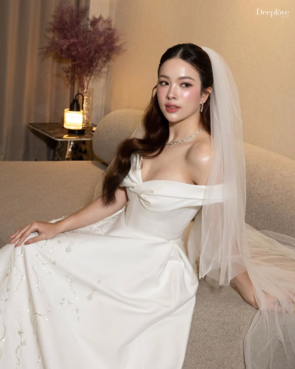 Deeplove Wedding Studio | ดีพเลิฟ ชุดเจ้าสาวมินิมอล, ชุดเจ้าสาว, ชุดเจ้าบ่าว, ชุดไทยแต่งงาน , ชุดไทยเจ้าสาว โดยเฉพาะ