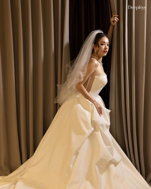 Deeplove Wedding Studio | ดีพเลิฟ ชุดเจ้าสาวมินิมอล, ชุดเจ้าสาว, ชุดเจ้าบ่าว, ชุดไทยแต่งงาน , ชุดไทยเจ้าสาว โดยเฉพาะ