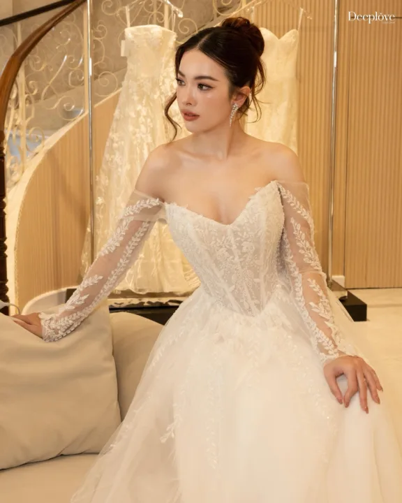 Deeplove Wedding Studio | ดีพเลิฟ ชุดเจ้าสาวมินิมอล, ชุดเจ้าสาว, ชุดเจ้าบ่าว, ชุดไทยแต่งงาน , ชุดไทยเจ้าสาว โดยเฉพาะ
