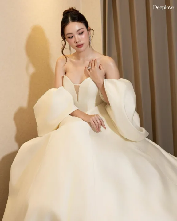Deeplove Wedding Studio | ดีพเลิฟ ชุดเจ้าสาวมินิมอล, ชุดเจ้าสาว, ชุดเจ้าบ่าว, ชุดไทยแต่งงาน , ชุดไทยเจ้าสาว โดยเฉพาะ