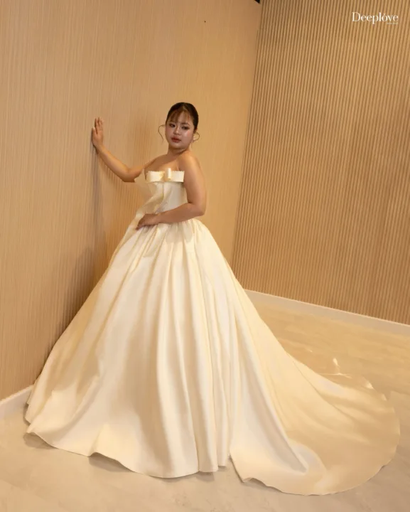 Deeplove Wedding Studio | ดีพเลิฟ ชุดเจ้าสาวมินิมอล, ชุดเจ้าสาว, ชุดเจ้าบ่าว, ชุดไทยแต่งงาน , ชุดไทยเจ้าสาว โดยเฉพาะ
