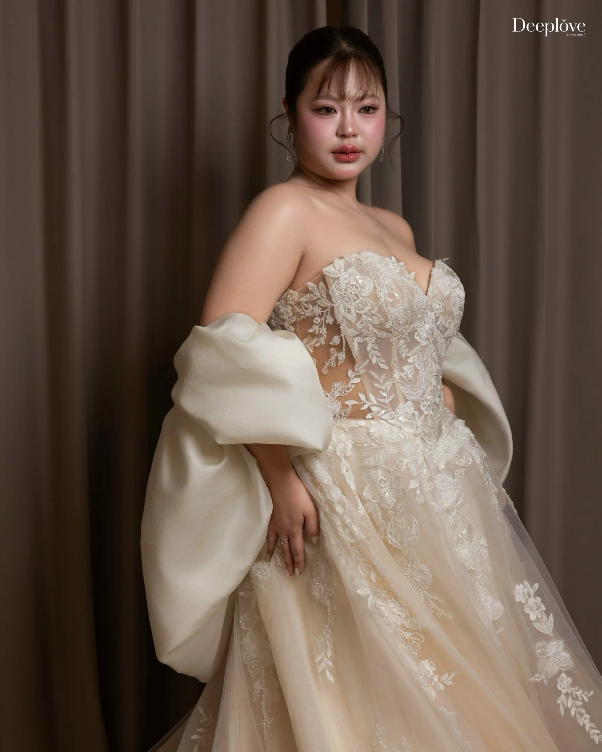 ชุดเจ้าสาว 𝗣𝗹𝘂𝘀𝘀𝗶𝘇𝗲 ทรง 𝗠𝘂𝗹𝘁𝗶 𝗔𝗟𝗶𝗻𝗲 𝗖𝗼𝗿𝘀𝗲𝘁 - Image 3